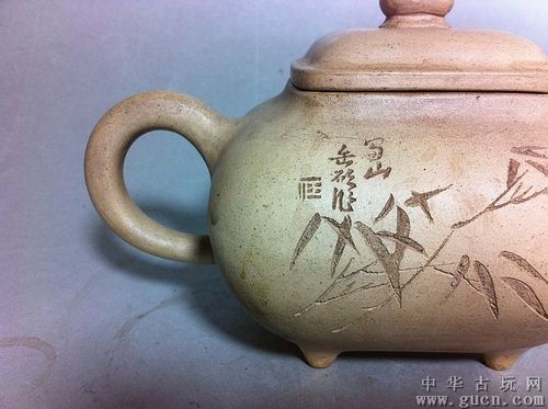 紫砂段泥传炉壶任淦庭刻1960年