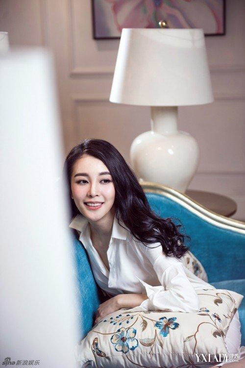 组图:刘雨鑫居家生活照曝光尽显温婉恬静