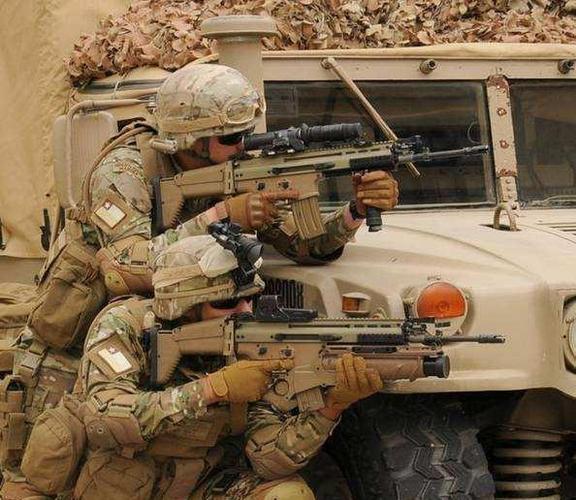 世界名枪精英特种部队专用比利时scar突击步枪