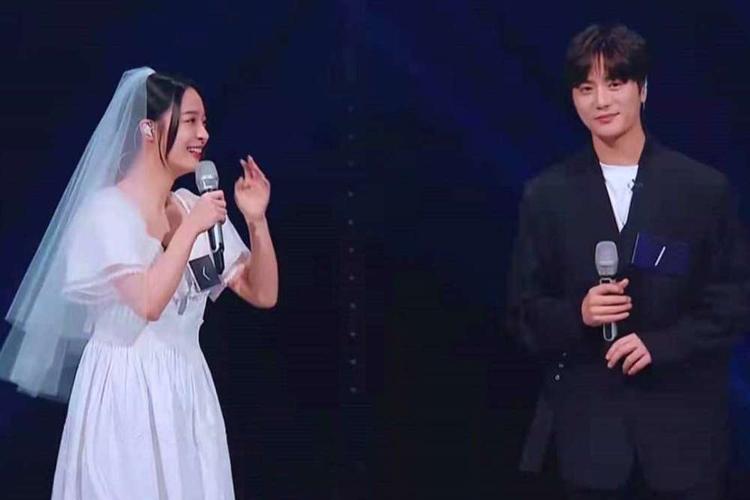 谁是宝藏歌手:陆虎女友是小提琴手,满江老婆是画家,颜值都很高