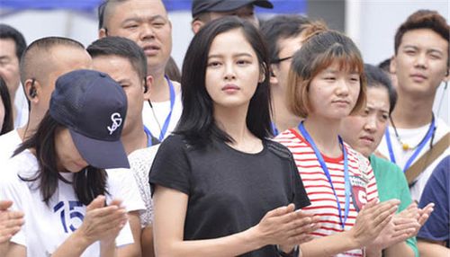 辛芷蕾的老公是孙周是真的吗 两人黑白配亮相上影节抢镜