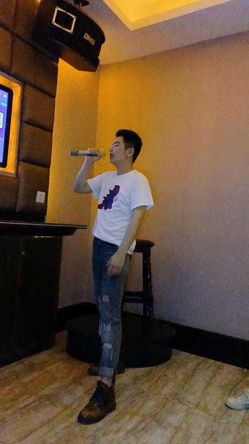 日常生活照真实暖男小鲜肉帅哥吃货美食男男图片男视频照片