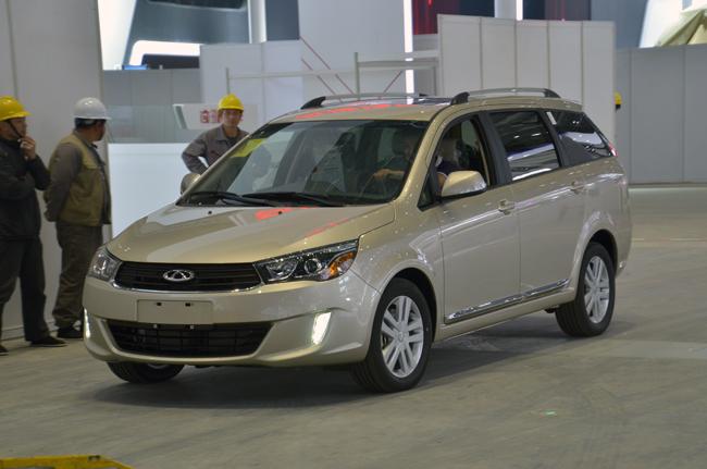 2015上海车展探馆 奇瑞全新mpv艾瑞泽m7