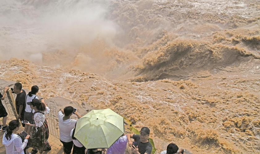 2002年,山西省临汾市黄河壶口瀑布风景名胜区(以下简称"壶口景区")被
