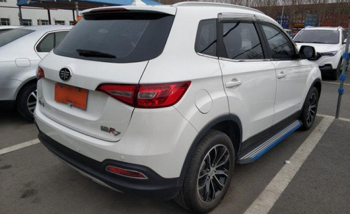 一汽2016款 森雅r7 1.6l 手动舒适型