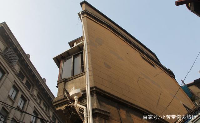 上海"纸片楼"成网红景点,最薄处仅20厘米,但楼内设施