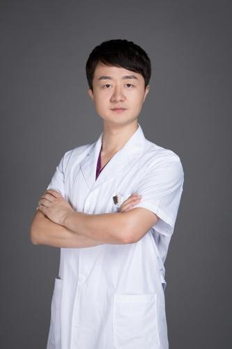 张鹏飞