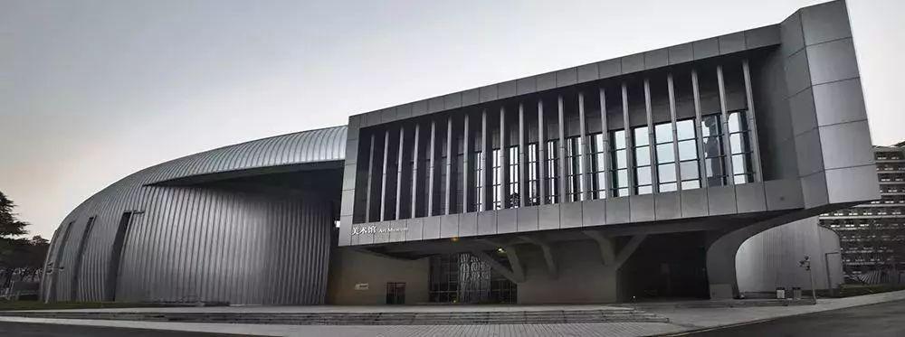 图源:99艺术网上海站@ 韩春阳   被誉为 最美的山中美术