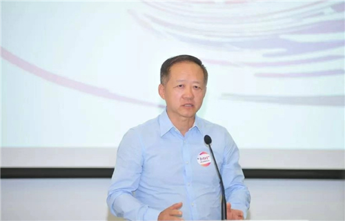 时尚集团董事长刘江因病去世