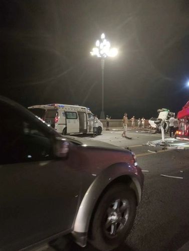 昨晚宜宾共享汽车出车祸,现场还原视频来了,那么出了事如何赔付呢?