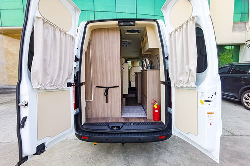 2021款福特全顺v362 b型