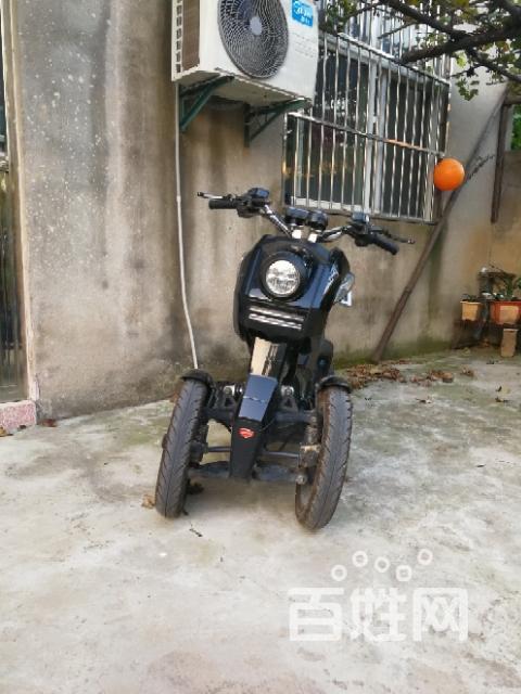 超新逗哈tank倒三轮电动车