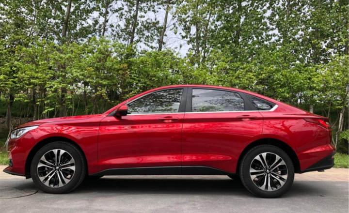 宝骏rc6 2019款 rc6 1.5t cvt 24小时在线精英型