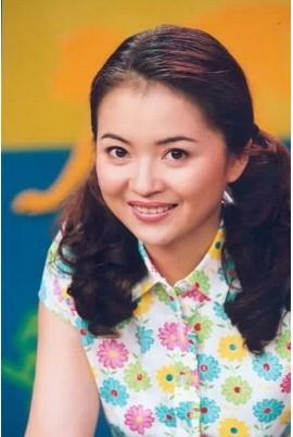 往届cctv主持人大赛优秀选手——周洲