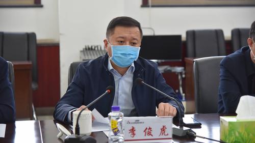 在荆宝煤业调研 写美篇       长治公司党委书记,执行董事李俊虎指出