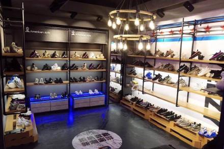 温州yeezy鞋店荣登海外头条假货的天堂