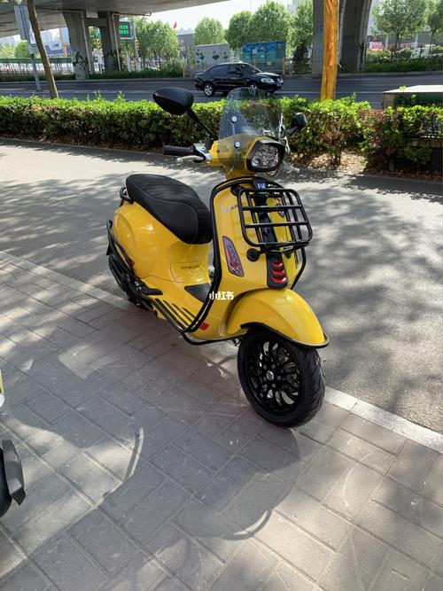 提车了vespa冲刺150