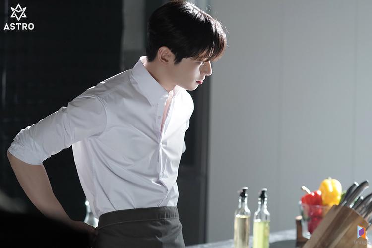 翻译:[#车银优#][海报] 车顺vs车鹰 取向测试