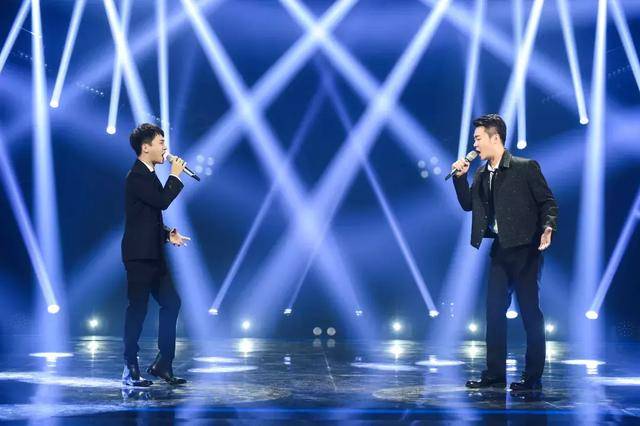 美声大咖张英席点燃《声入人心2》,用"沉淀"的心绽放首席光芒