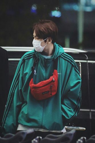 边伯贤 181127 仁川机场