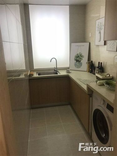 成都龙泉驿龙泉雄飞生活广场公寓商铺出售,成都龙泉口