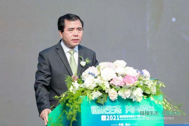 碧桂园集团副总裁谢树太,碧桂园服务执行董事,总裁李长江,首席市场官