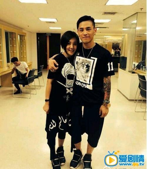 经典影视大全 明星 洪尧  洪尧感情生活:  2013年,《非常完美》洪尧