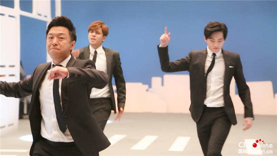 黄渤婉拒跑男?与孙红雷杨洋罗志祥一起出演大片