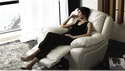 舒适柔软的沙发不宜久坐 你家的沙发选对了吗?