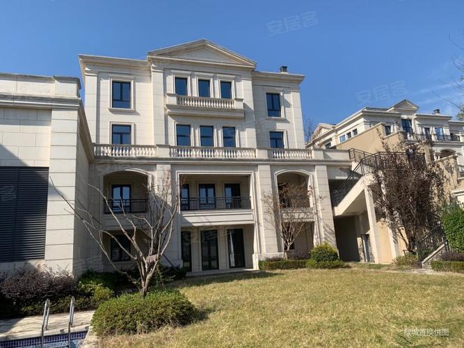 绿城富春玫瑰园