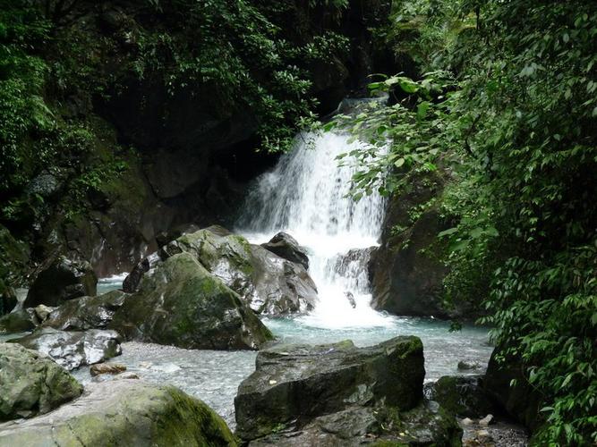 峨眉山清音阁二