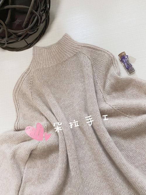 从领口往下织简单大方女士棒针插肩毛衣-编织教程