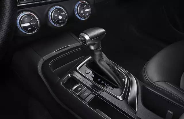 自动挡车正确起步方法详解