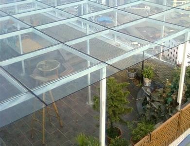 巫溪玻璃雨棚价格钢结构玻璃雨棚厂家