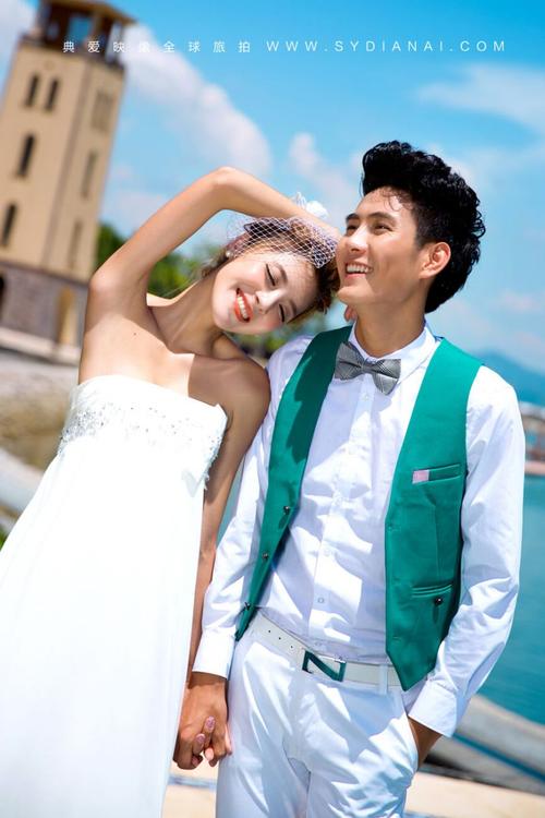 因为平胸害怕拍婚纱照?学会这些技巧,平胸新娘也能美
