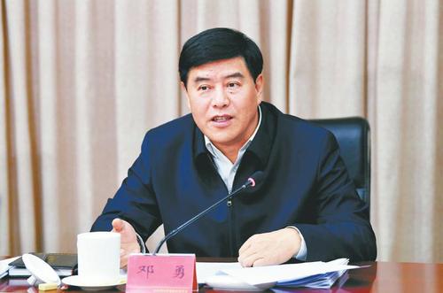 省委常委,政法委书记 邓勇