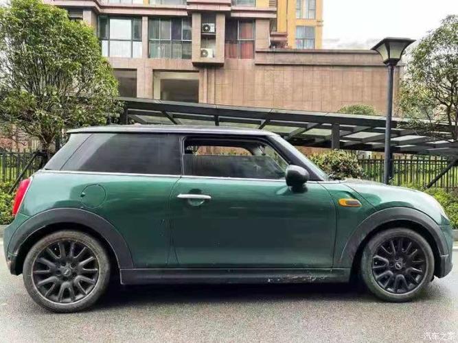 宝马迷你16年上牌三门四座六万多公里实表