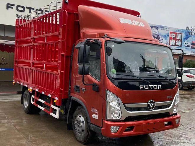 奥铃车型分为窄体1880车身 131马力,采埃孚五速变速箱 可选装2.1x2.