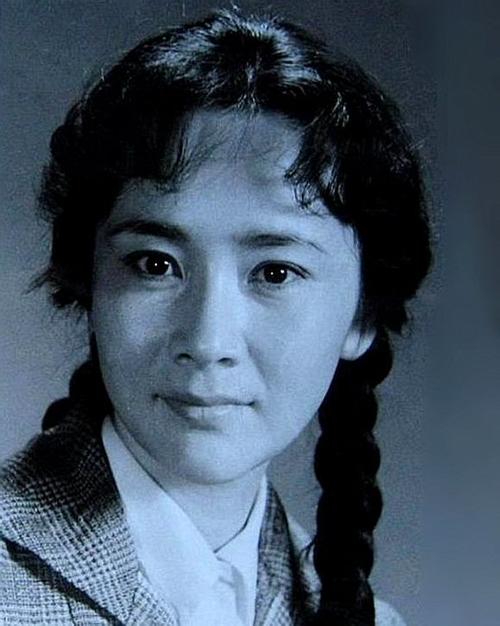 顾永菲与欧严激情剧照顾永菲年轻时候的照片