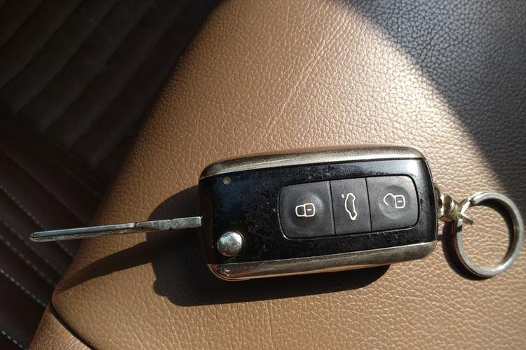 大众-辉腾 2012款 3.0l 商务型