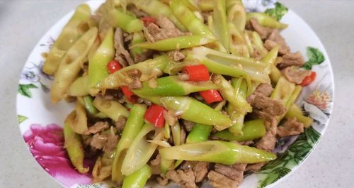 竹笋炒肉的做法