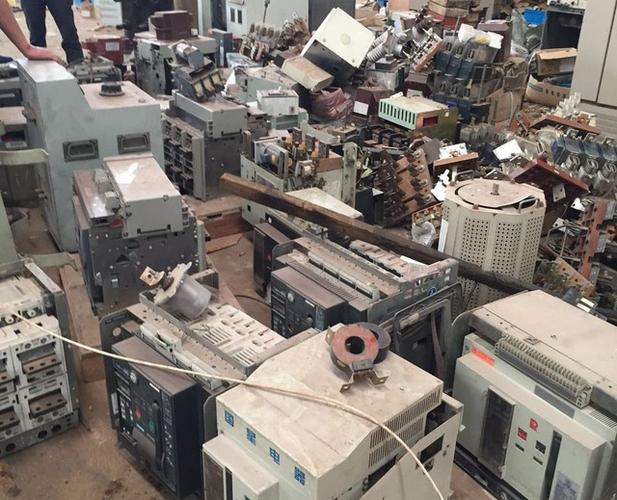 电气开关回收_常州龙翔废旧物资回收有限公司