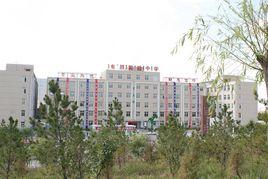 东胜区实验中学