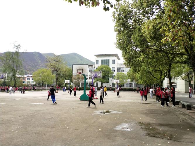 其它 古韵樟村--小玉山 写美篇   樟村中学是江西省上饶市中一所规模