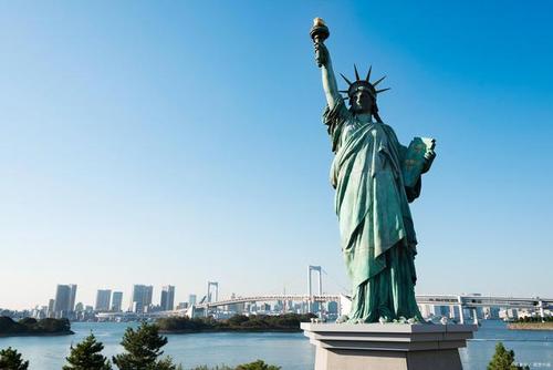 美国自由女神像