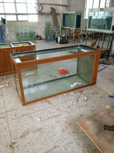 黄埔圆形鱼缸设计,黄埔鱼缸效果图,广州圆形鱼缸