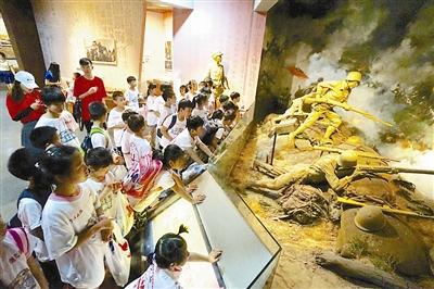 "来到镇海招宝山街道,参观了镇海口海防历史纪念馆,中国防空博览园