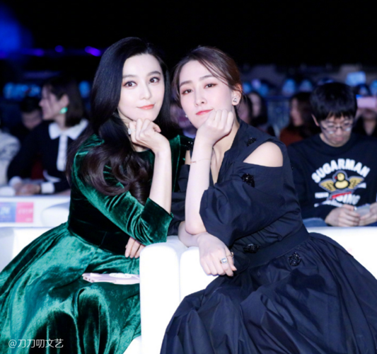 范冰冰这个"合照杀手" 输给了精心打扮的网红?