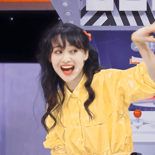 有没有觉得郑爽这几个动态有点可爱了