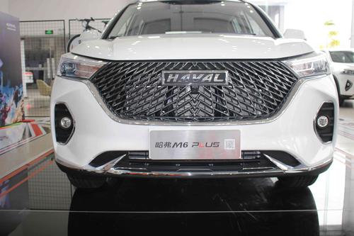 到店实拍哈弗m6 plus67,车身超4.6米,1.5t动力强劲.